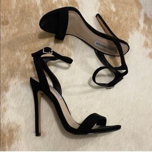 Gorgeous strappy high heel sandal